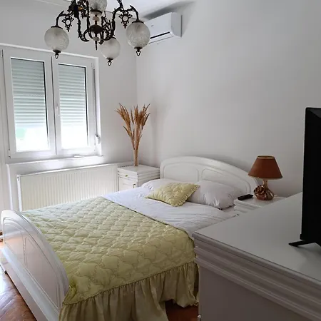 Guest house Sremica - Pecinci